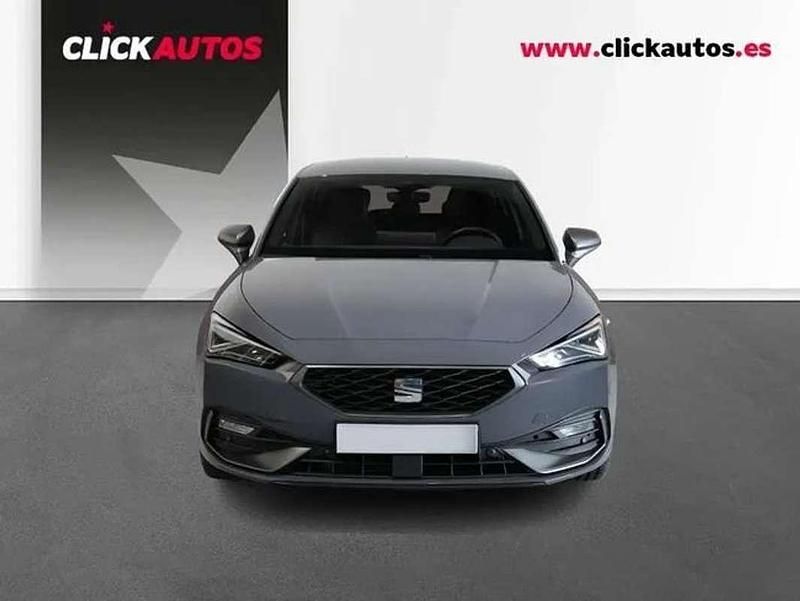 Usado Seat Leon FR 150 CV (110 kW) 2025 Gris Utilitario