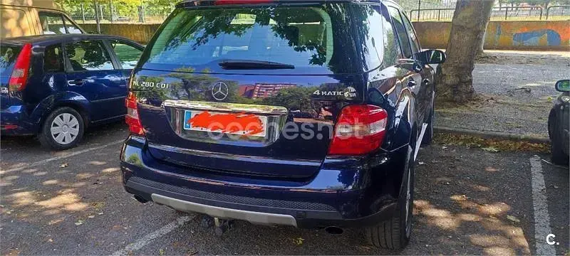 Usado Mercedes ML280 190 CV (139 kW) 2007 Azul SUV
