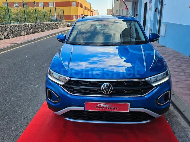 Usado VW T-Roc Advance 110 CV (80 kW) 2022 Azul SUV