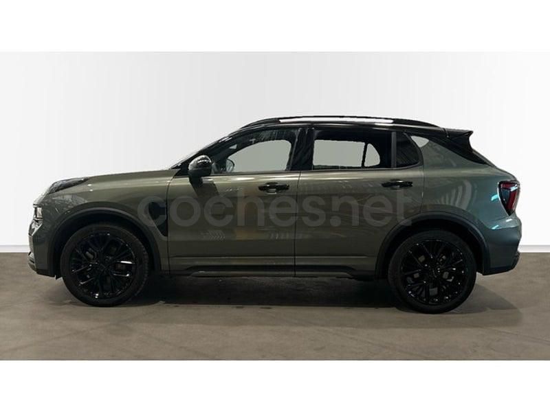 Usado Lynk & Co 01 276 CV (202 kW) 2025 Verde SUV