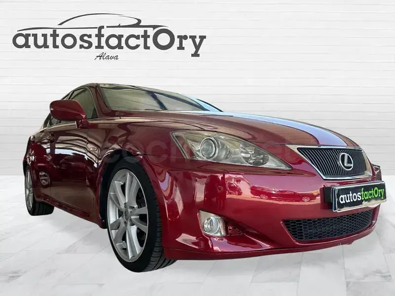 Usado Lexus IS250 Sport Line 208 CV (152 kW) 2006 Granate Berlina