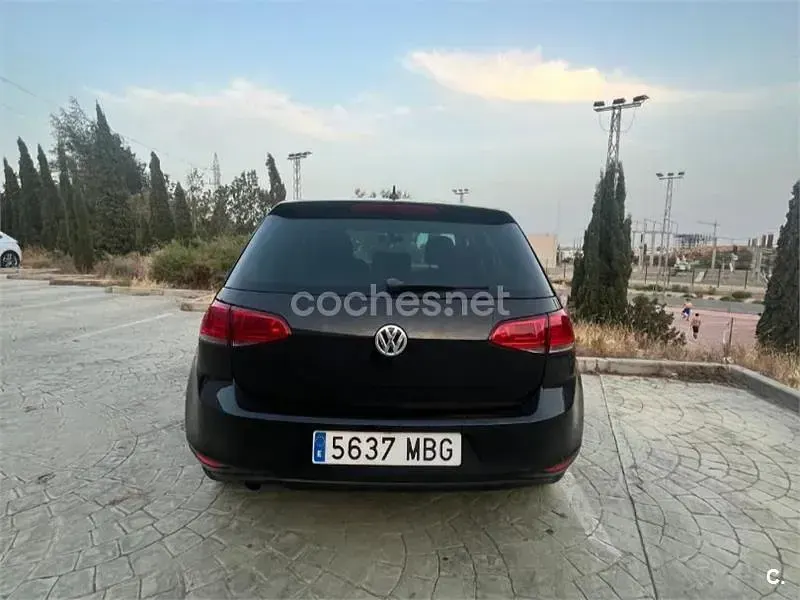 Usado VW Golf VII Edition 110 CV (80 kW) 2016 Negro Familiar