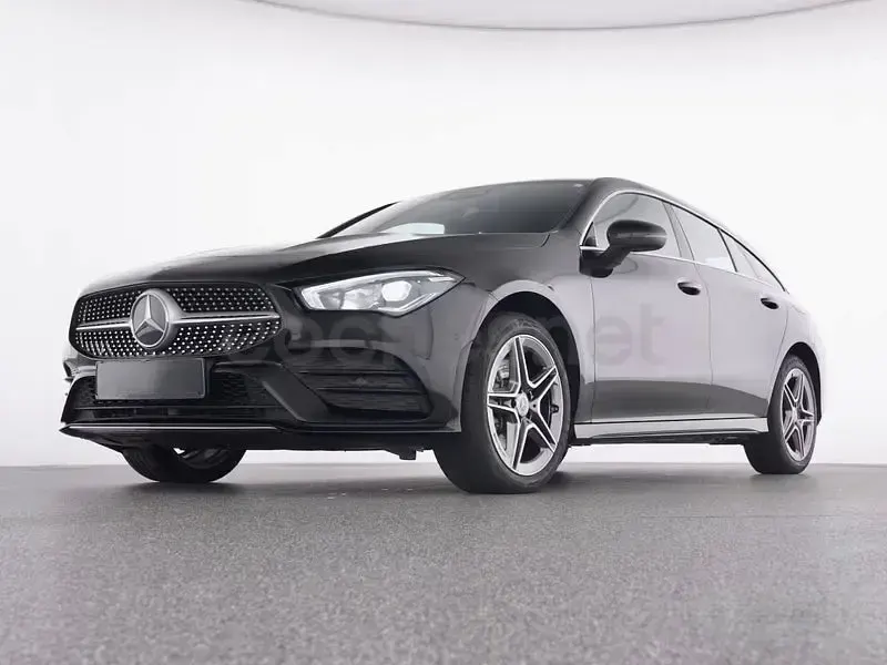 Usado Mercedes CLA250e Shooting Brake 218 CV (160 kW) 2023 Negro Familiar