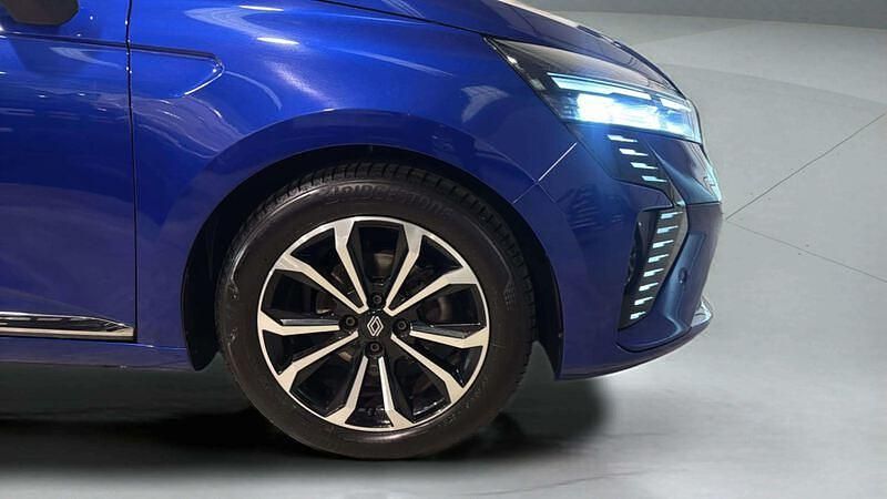 Usado Renault Clio V Techno 90 CV (66 kW) 2024 Azul Berlina