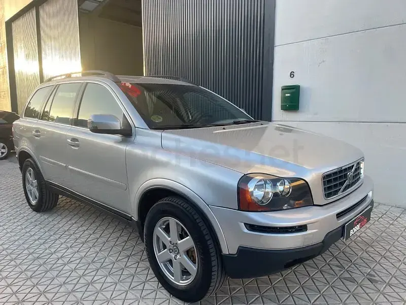 Usado Volvo XC90 Executive 185 CV (136 kW) 2008 Gris / plata SUV