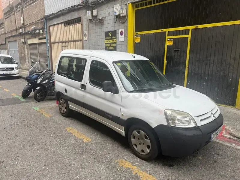 Usado Citroën Berlingo First 75 CV (55 kW) 2009 Blanco Monovolumen