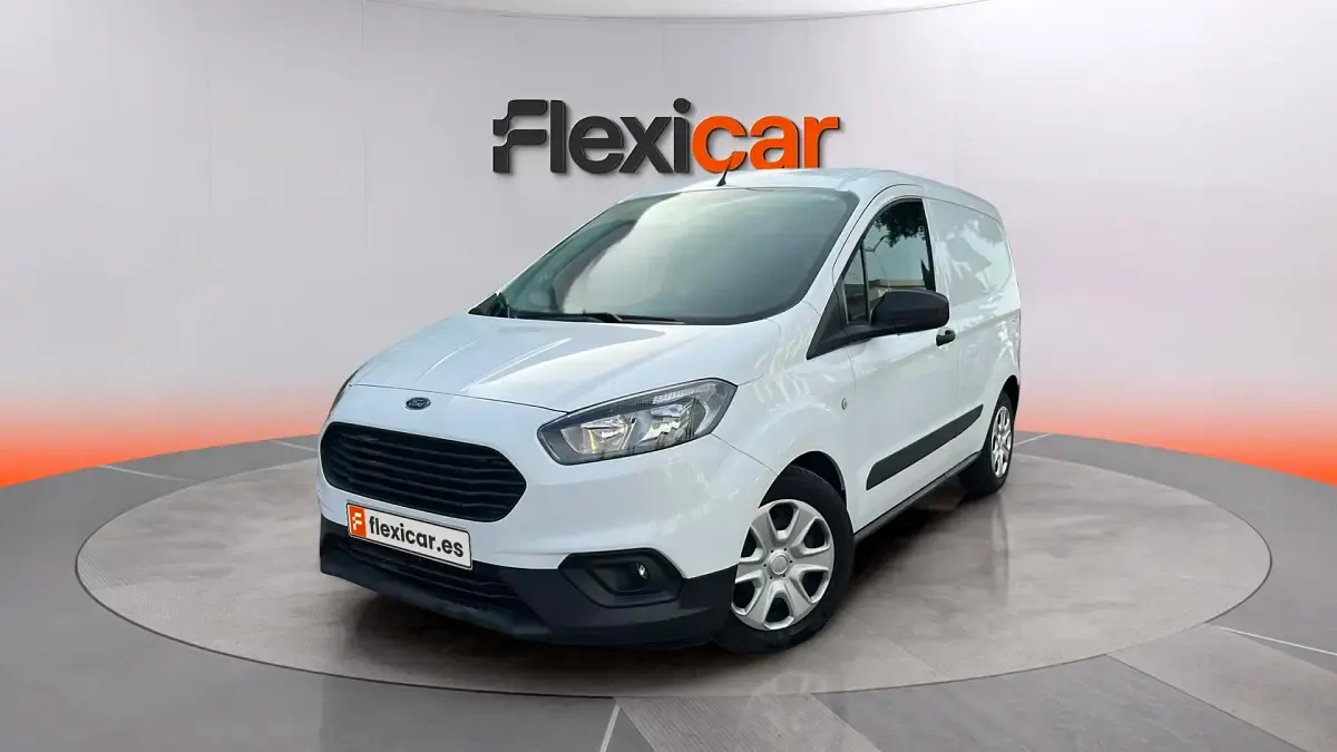 Usado Ford Transit Trend 102 CV (75 kW) 2021 Blanco Van