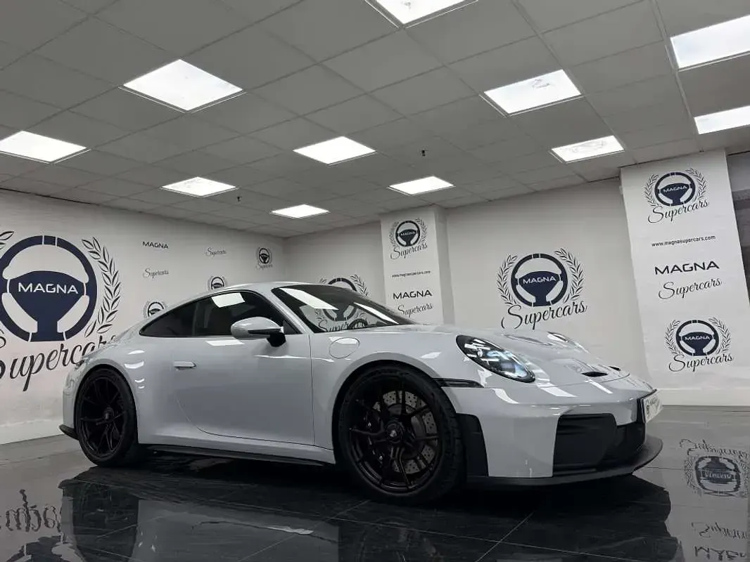 Nuevo Porsche 911 GT3 510 CV (375 kW) 2025 Gris Coupe