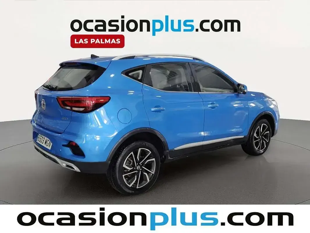Usado MG ZS Luxury 111 CV (81 kW) 2023 Blanco SUV