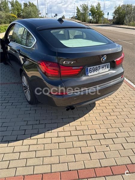 Negro Usado 2014 BMW 520 Gran Turismo Berlina | 13.700 € (Precio justo) - Imagen 1/1