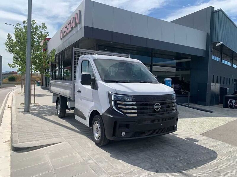 Blanco Nuevo 2025 Nissan Interstar S Van | 42.550 € - Imagen 1/4