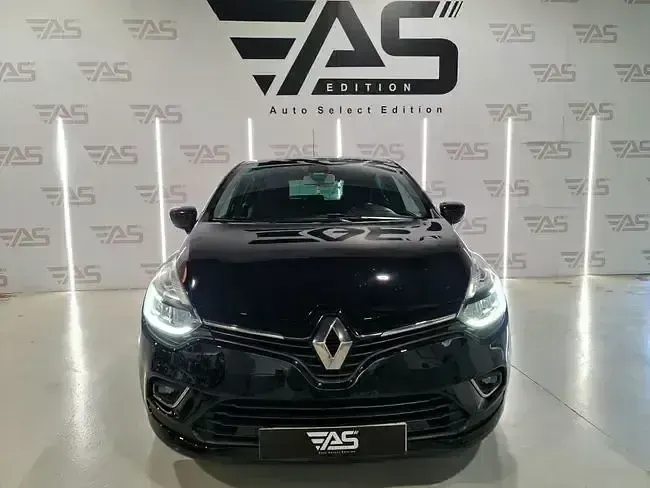 Usado Renault Clio IV LIMITED 90 CV (66 kW) 2017 Negro Berlina