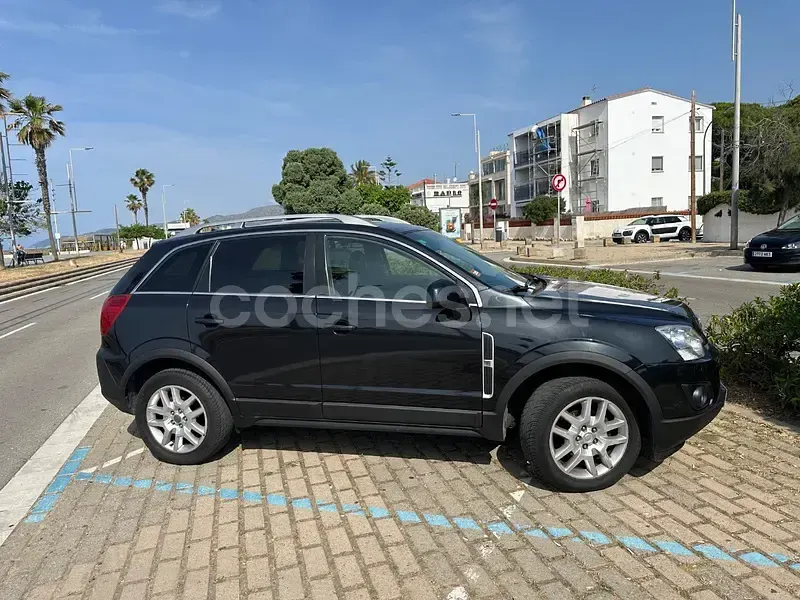 Usado Opel Antara Selective 167 CV (122 kW) 2012 Negro SUV