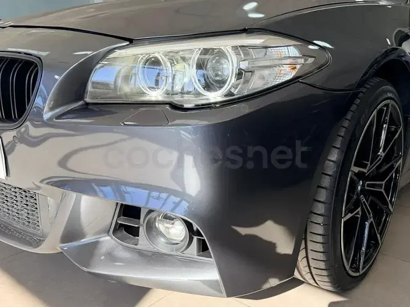 Usado BMW 520 Comfort Edition 190 CV (139 kW) 2016 Gris / plata Berlina