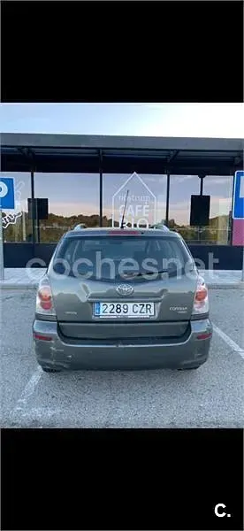 Usado Toyota Corolla Verso Luna 116 CV (85 kW) 2004 Gris / plata Monovolumen
