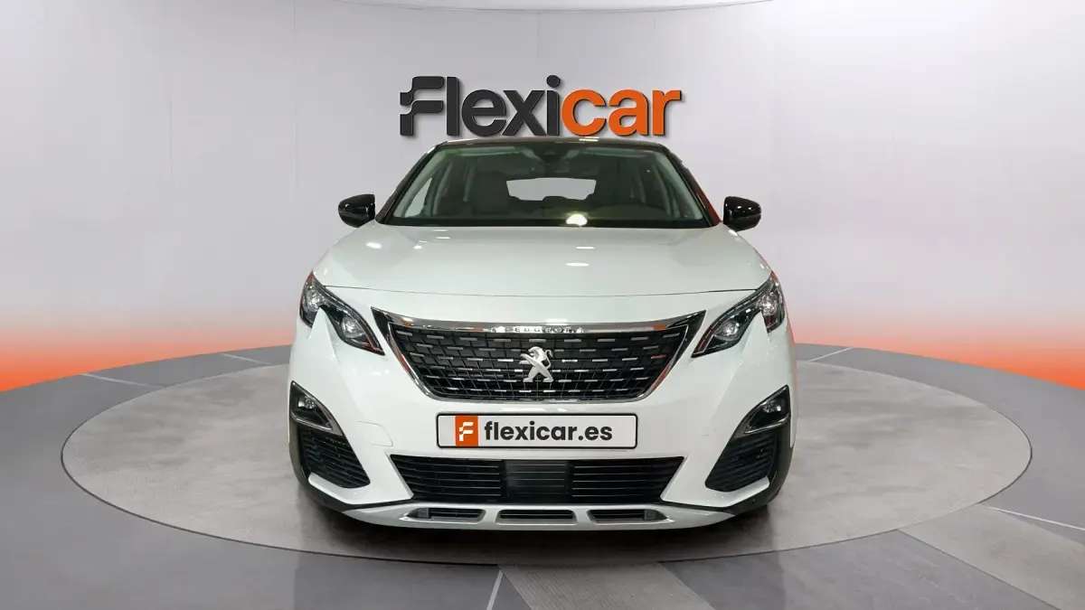 Usado Peugeot 3008 Allure 131 CV (96 kW) 2019 Blanco SUV