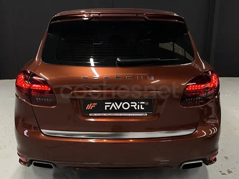 Usado Porsche Cayenne 245 CV (180 kW) 2012 Granate SUV