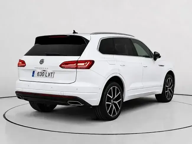 Usado VW Touareg Elegance 286 CV (210 kW) 2021 Blanco SUV