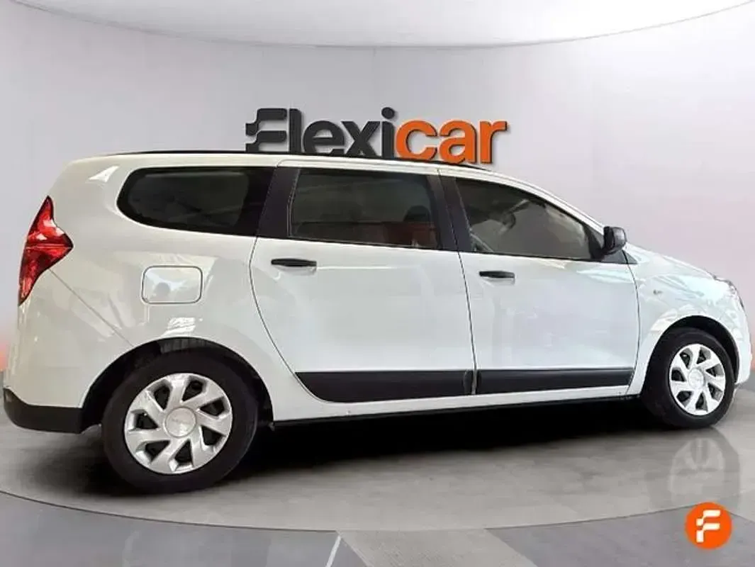 Usado Dacia Lodgy Comfort 131 CV (96 kW) 2020 Blanco Monovolumen