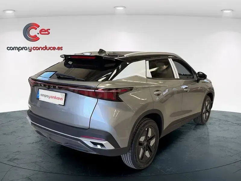 Nuevo Omoda 5 147 CV (108 kW) 2025 Gris / plata SUV