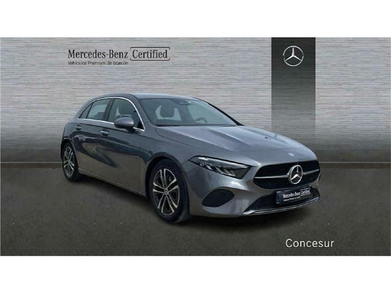 Usado Mercedes A180 Progressive 136 CV (100 kW) 2024 Gris Berlina