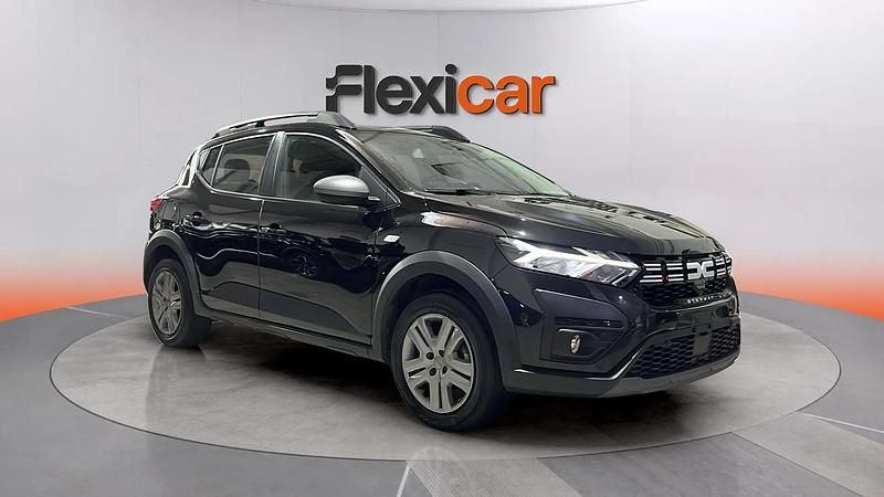 Usado Dacia Sandero Expression 91 CV (66 kW) 2024 Negro Berlina