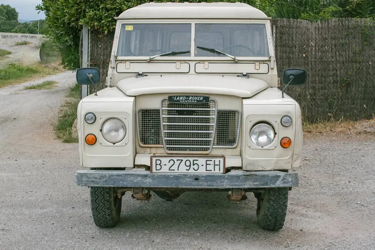 Usado Land Rover 88 69 CV (50 kW) 1980 Beige SUV