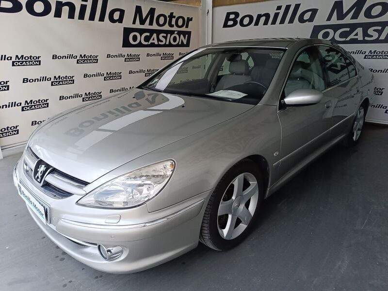 Beige Usado 2006 Peugeot 204 Berlina | 3900 € - Imagen 1/4