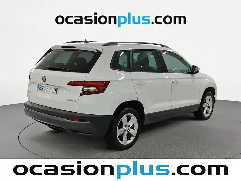 Usado Skoda Karoq Ambition 150 CV (110 kW) 2018 Blanco SUV
