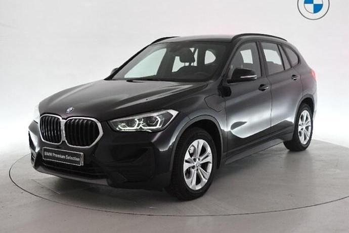 Usado BMW X1 Comfort Edition 220 CV (161 kW) 2021 Negro SUV