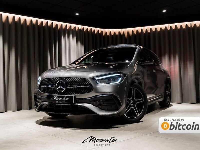 Usado Mercedes GLA180 136 CV (100 kW) 2022 Gris / plata SUV