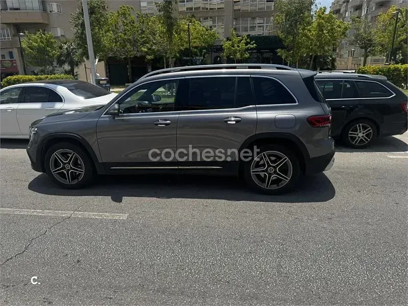 Usado Mercedes GLB200 163 CV (119 kW) 2022 Gris / plata SUV