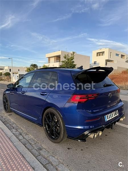 Azul Usado 2022 VW Golf VIII R Berlina | 42.499 € (Precio justo) - Imagen 1/4