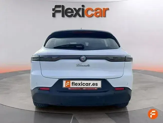 Usado Alfa Romeo Tonale Sprint 130 CV (95 kW) 2023 Blanco SUV