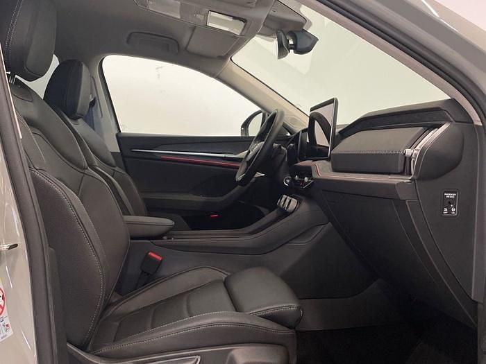 Usado Skoda Kodiaq Selection 150 CV (110 kW) 2024 Gris SUV