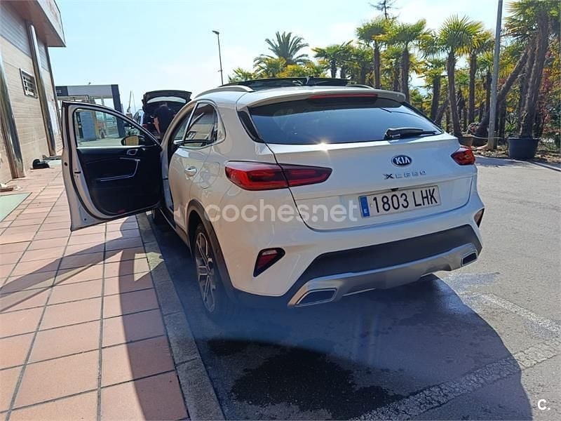 Usado Kia XCeed 115 CV (84 kW) 2020 Blanco SUV