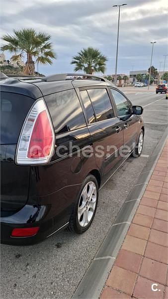 Usado Mazda 5 Style 143 CV (105 kW) 2008 Negro Monovolumen