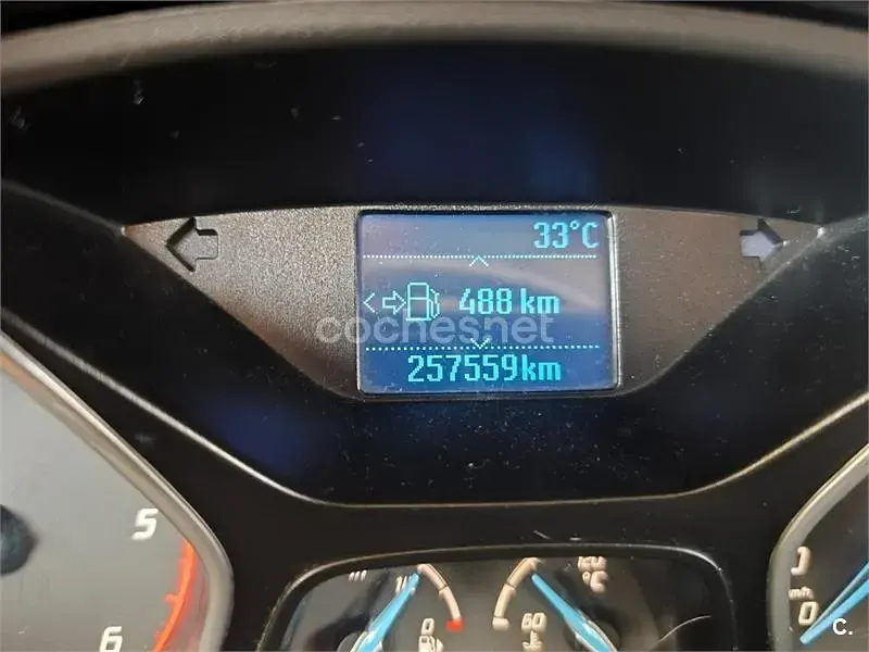 Usado Ford Focus Trend 95 CV (69 kW) 2012 Negro Berlina