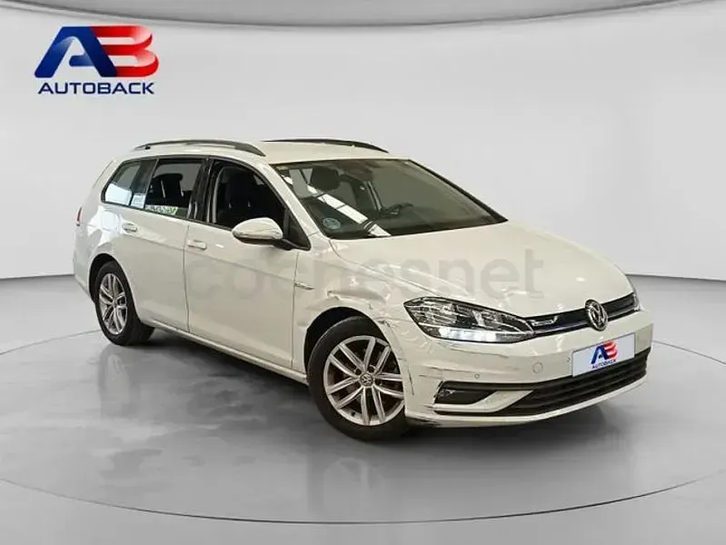 Usado VW Golf VII Edition 130 CV (95 kW) 2020 Blanco Familiar
