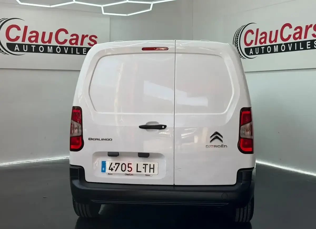 Usado Citroën Berlingo 100 CV (73 kW) 2021 Blanco Monovolumen