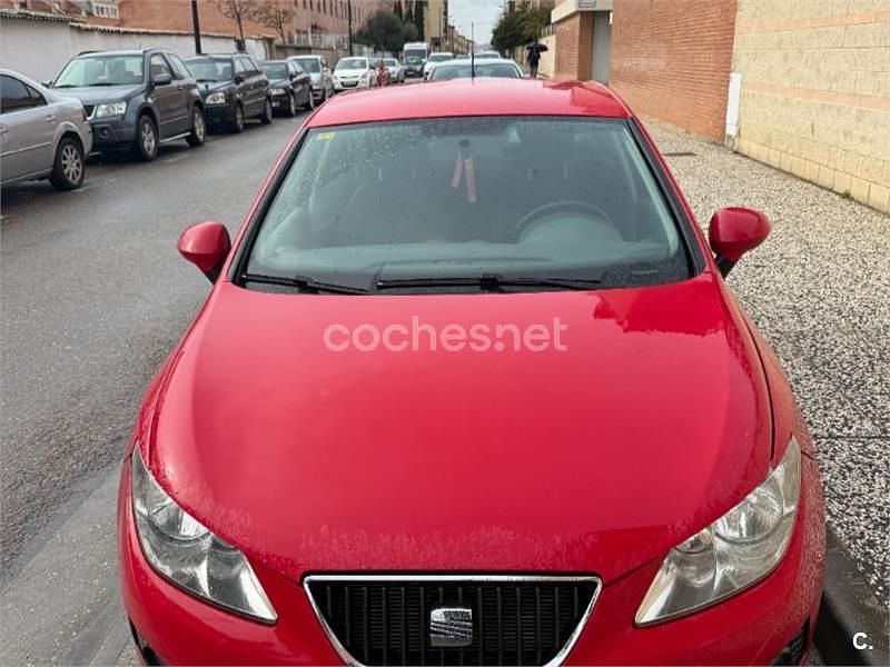 Rojo Usado 2010 Seat Ibiza Style Berlina | 4500 € (Buen precio) - Imagen 1/4