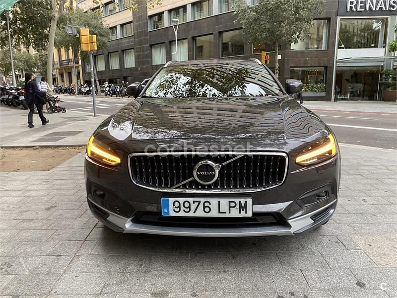 Usado Volvo V90 CC Pro 197 CV (144 kW) 2021 Marrón Familiar