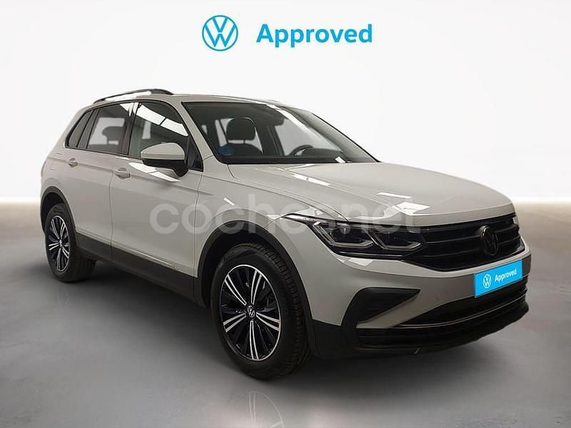 Blanco Usado 2023 VW Tiguan Life SUV | 34.900 € (Precio justo) - Imagen 1/4