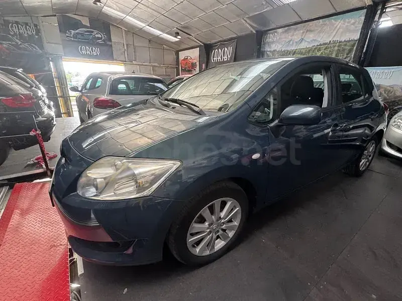 Usado Toyota Auris Sol 124 CV (91 kW) 2009 Azul Utilitario