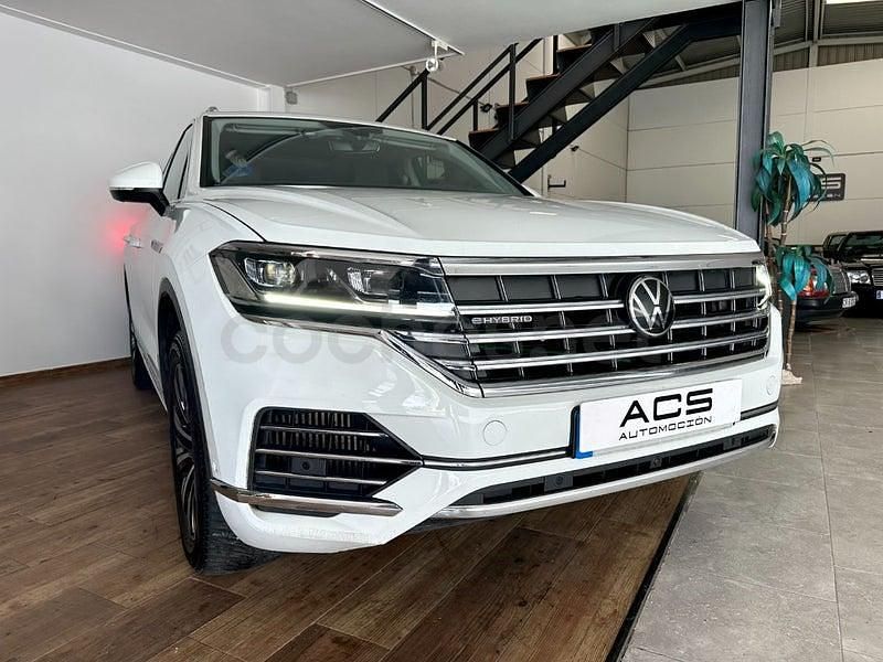Usado VW Touareg Elegance 381 CV (280 kW) 2021 Blanco SUV