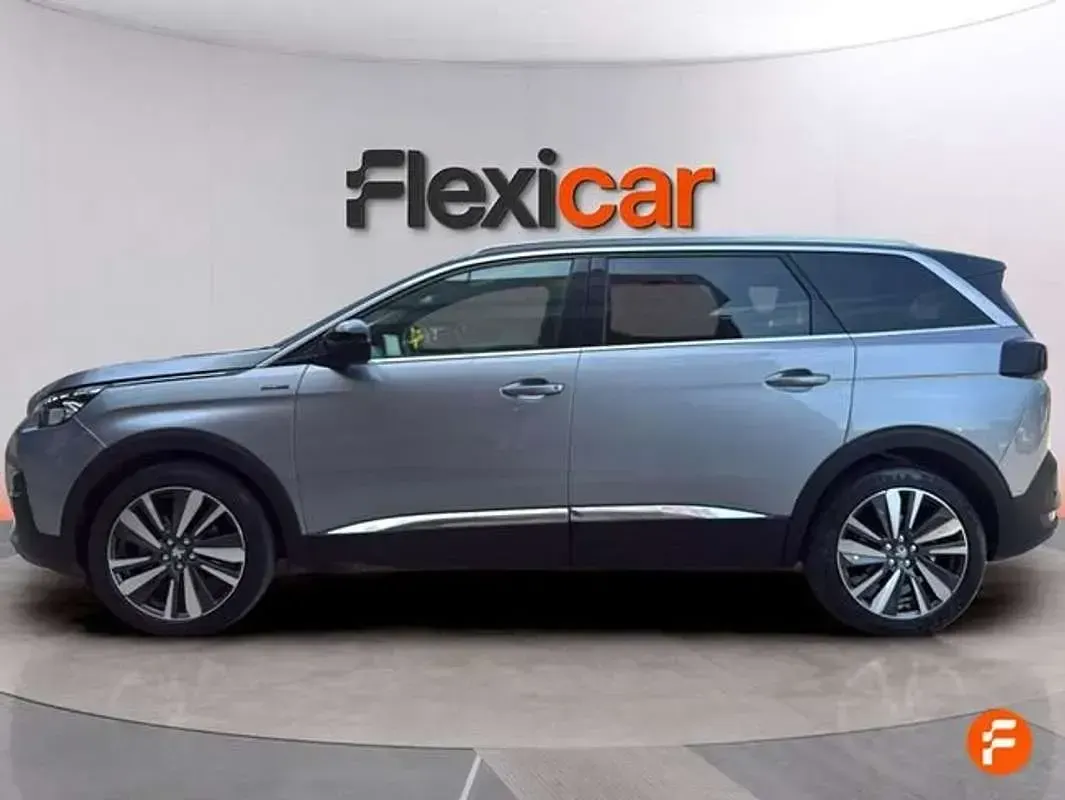Używany Peugeot 5008 Style 131 KM (96 kW) 2018 Szary SUV