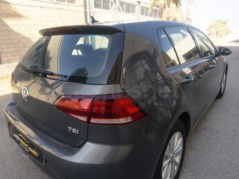 Usado VW Golf VII Advance 110 CV (80 kW) 2017 Beige Berlina