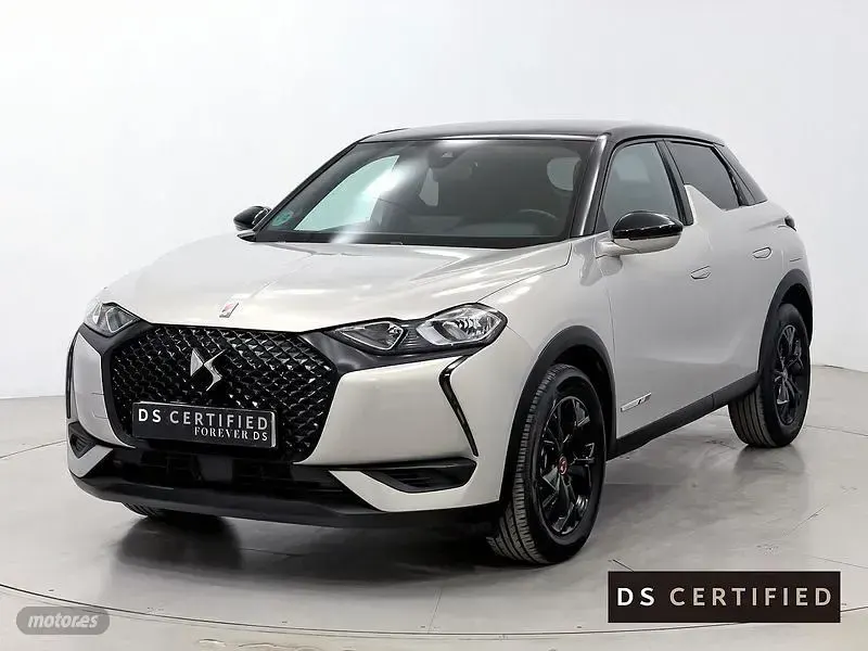 Usado DS Automobiles DS3 Performance 131 CV (96 kW) 2022 Gris SUV