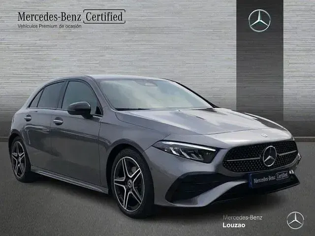 Usado Mercedes A200 150 CV (110 kW) 2025 Gris montaña