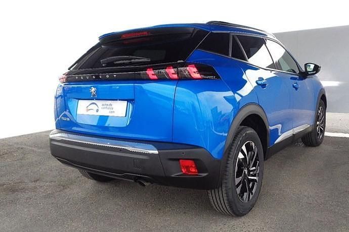 Usado Peugeot 2008 Allure 100 CV (73 kW) 2022 SUV